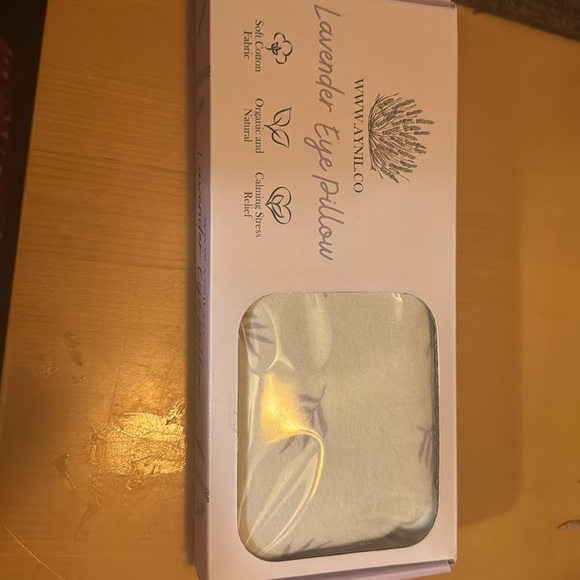 Lavender eye pillow and lavender and vanilla “sleep” bath bomb - Picture 4 of 7